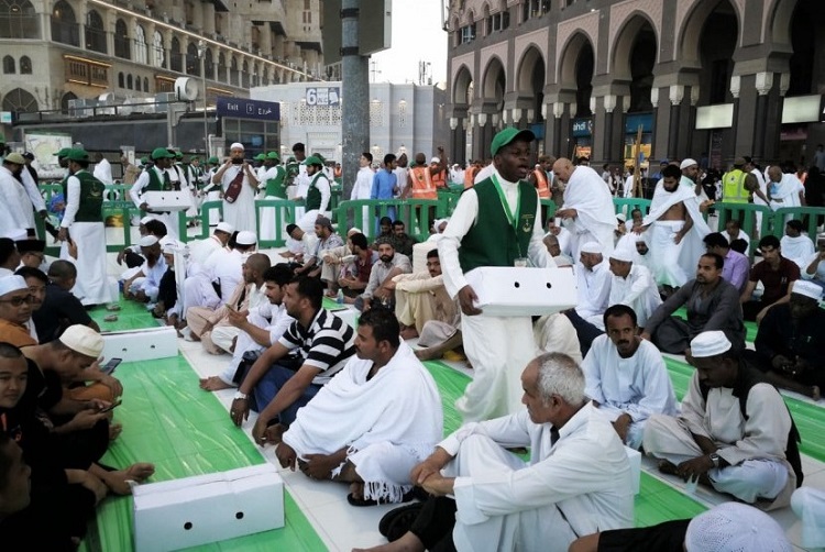 Pahala umroh saat bulan Ramadhan setara dengan pahala haji, Sumber: republika.co.id