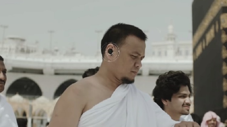 Penggunaan radio transmitter yang pada saat umroh, Sumber: kumparan.com