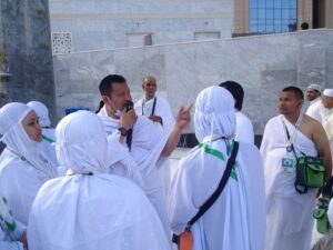 Syarat menjadi seorang pembimbing umroh, Sumber: islamituindah.my