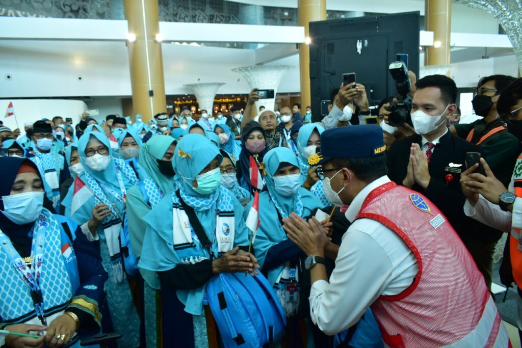 manajemen yang baik, awal kesuksesan travel umroh. sumber: poskota.co