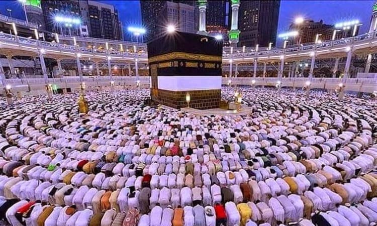Umroh saat Ramadhan, Sumber: kabarmakkah.com