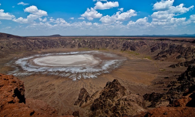 Situs Kawah Al Wahbah, Sumber: gomuslim.co.id