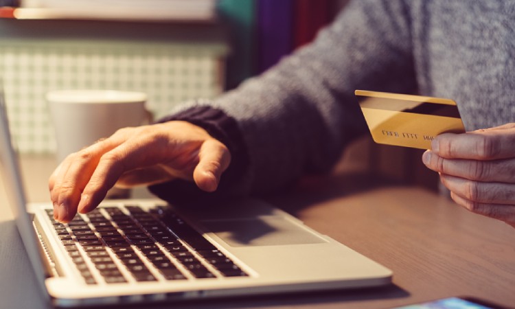 Tantangan cashless payment, Sumber: zohocorp.com