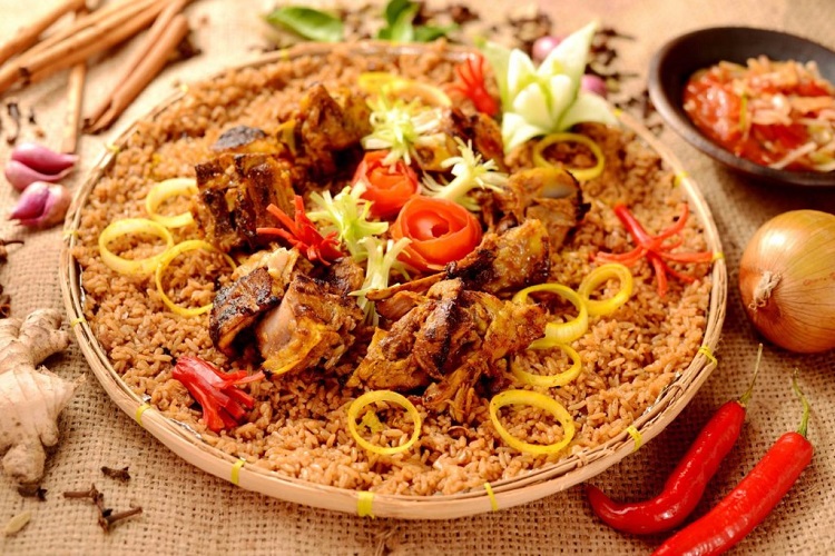 Nasi kebuli yang sangat terkenal kelezatannya, Sumber: royaltumpeng.com