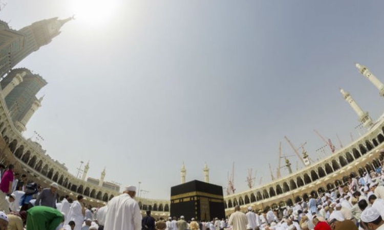 Umroh saat puasa, Sumber: serpongupdate.com