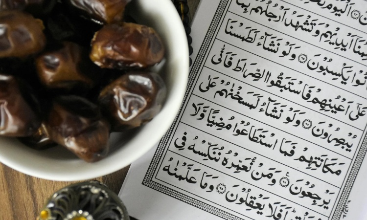 Hukum puasa tarwiyah, Sumber: gramedia.net