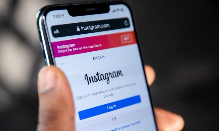 Akun yang terkena shadowban, Sumber: website-files.com