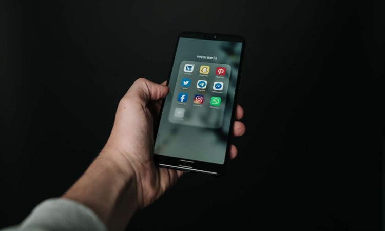 Shadowban sosial media, Sumber: foundationagency.co.uk